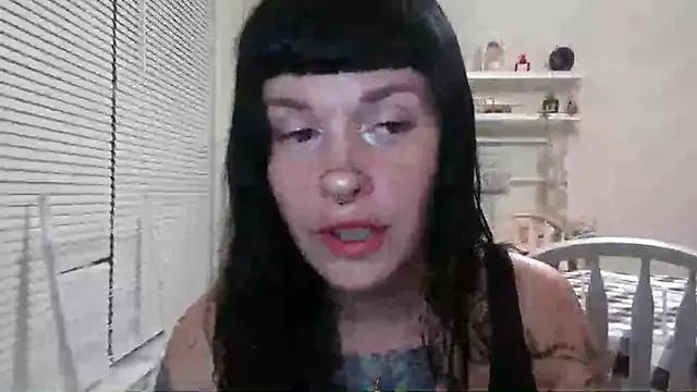 Marcelinegoddess from StripChat is Freechat