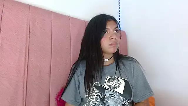 margiesfunnyhot303av from StripChat is Freechat