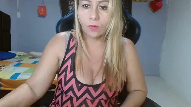 Girls: Stay up-to-date with the latest immersive cam streams gallery and try the most sensual entertainers flaunt their aroused bushes and steaming hot physiques as they lay bare and cum.
