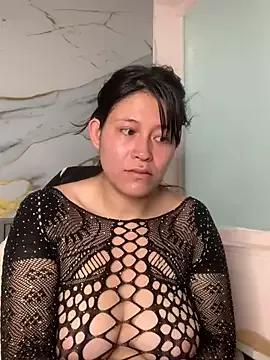 mariana_21x from StripChat is Freechat