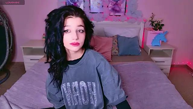 Girls: Stay up-to-date with the latest immersive cam streams gallery and try the most sensual entertainers flaunt their aroused bushes and steaming hot physiques as they lay bare and cum.