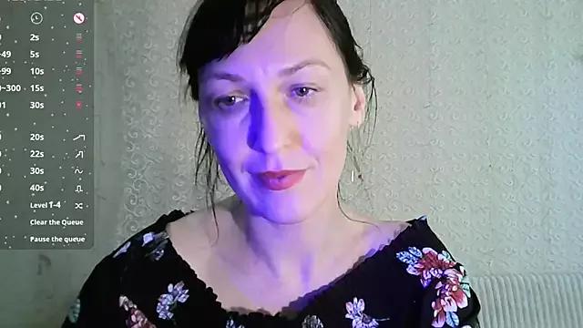 MarieODahliaS from StripChat is Freechat