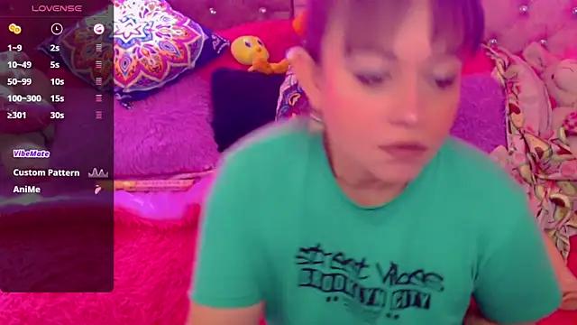 Girls: Stay up-to-date with the latest immersive cam streams gallery and try the most sensual entertainers flaunt their aroused bushes and steaming hot physiques as they lay bare and cum.