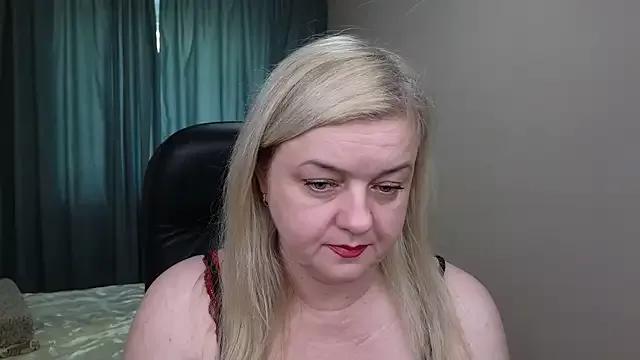 Mary_Mist from StripChat is Freechat