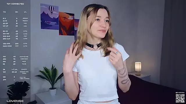 Girls: Stay up-to-date with the latest immersive cam streams gallery and try the most sensual entertainers flaunt their aroused bushes and steaming hot physiques as they lay bare and cum.