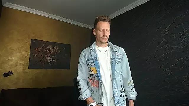 MateoBenjaminX from StripChat is Freechat