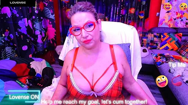 Girls: Stay up-to-date with the latest immersive cam streams gallery and try the most sensual entertainers flaunt their aroused bushes and steaming hot physiques as they lay bare and cum.