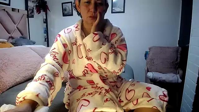 Girls: Stay up-to-date with the latest immersive cam streams gallery and try the most sensual entertainers flaunt their aroused bushes and steaming hot physiques as they lay bare and cum.