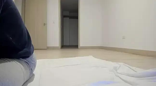 Girls: Stay up-to-date with the latest immersive cam streams gallery and try the most sensual entertainers flaunt their aroused bushes and steaming hot physiques as they lay bare and cum.