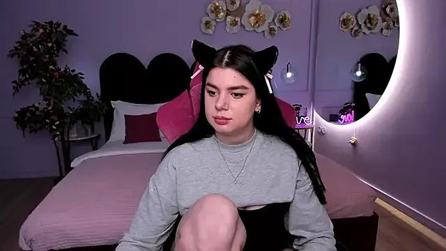 Girls: Stay up-to-date with the latest immersive cam streams gallery and try the most sensual entertainers flaunt their aroused bushes and steaming hot physiques as they lay bare and cum.