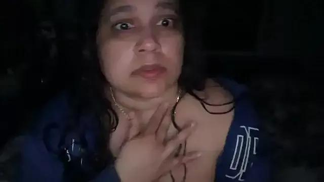 MelanieFawker from StripChat is Freechat