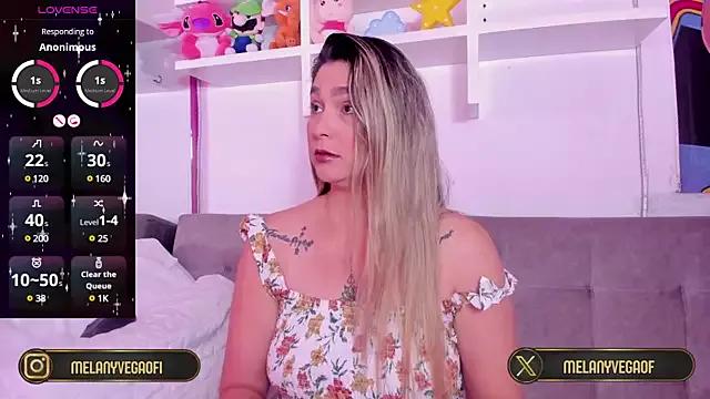 MelanyVegas from StripChat is Freechat