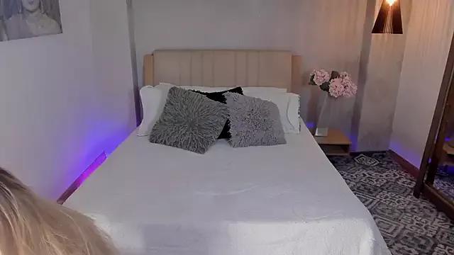 Girls: Stay up-to-date with the latest immersive cam streams gallery and try the most sensual entertainers flaunt their aroused bushes and steaming hot physiques as they lay bare and cum.