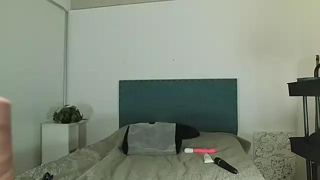 Girls: Stay up-to-date with the latest immersive cam streams gallery and try the most sensual entertainers flaunt their aroused bushes and steaming hot physiques as they lay bare and cum.