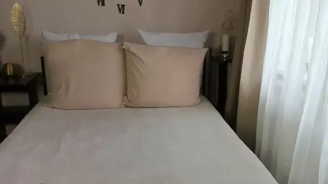 MelisaHart from StripChat is Freechat