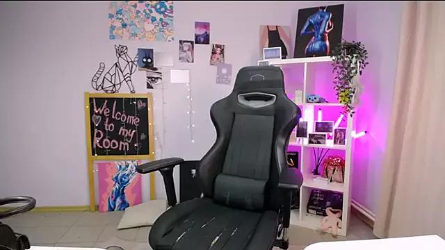 Girls: Stay up-to-date with the latest immersive cam streams gallery and try the most sensual entertainers flaunt their aroused bushes and steaming hot physiques as they lay bare and cum.