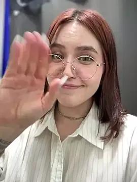 meow_girl from StripChat is Freechat