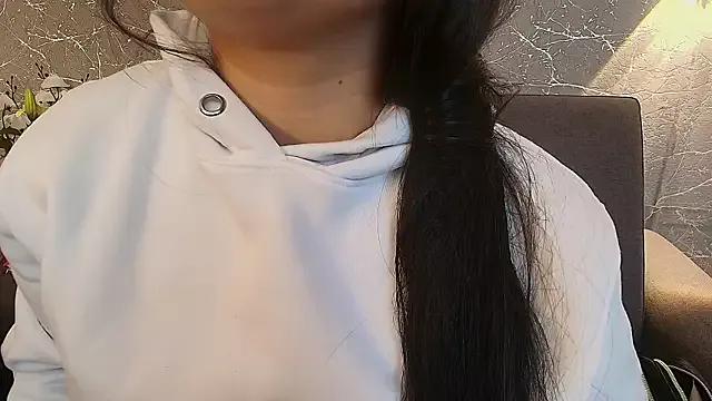 mia_roux13 from StripChat is Freechat