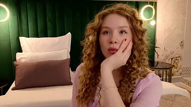 MichelleReid from StripChat is Freechat
