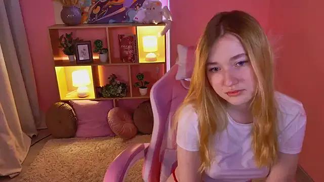 Girls: Stay up-to-date with the latest immersive cam streams gallery and try the most sensual entertainers flaunt their aroused bushes and steaming hot physiques as they lay bare and cum.