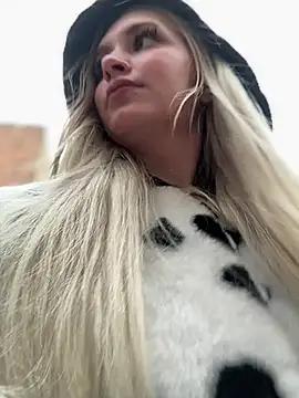 Girls: Stay up-to-date with the latest immersive cam streams gallery and try the most sensual entertainers flaunt their aroused bushes and steaming hot physiques as they lay bare and cum.