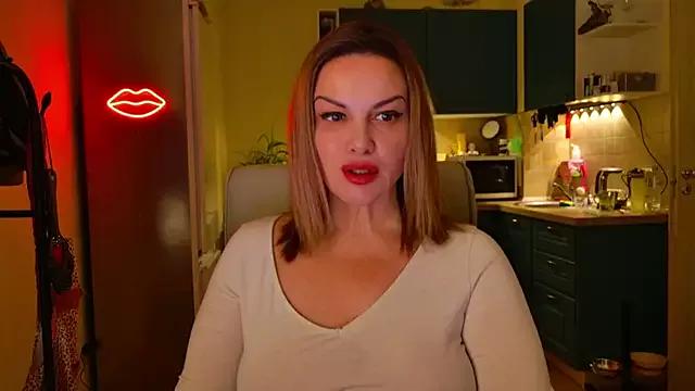 MishaMILF from StripChat is Freechat