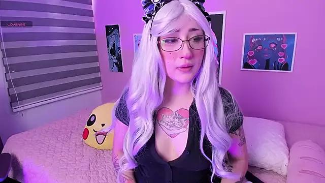 Girls: Stay up-to-date with the latest immersive cam streams gallery and try the most sensual entertainers flaunt their aroused bushes and steaming hot physiques as they lay bare and cum.