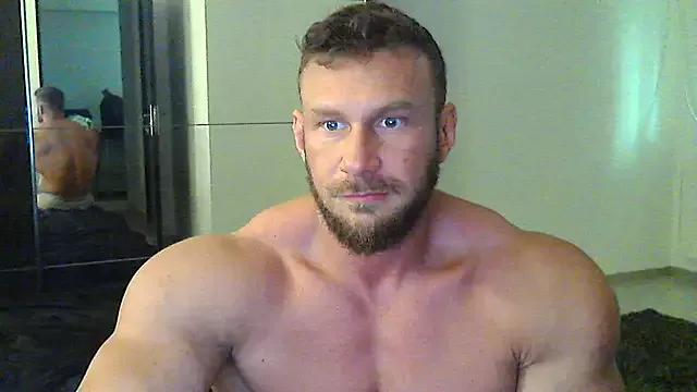 muscularkevin from StripChat is Freechat