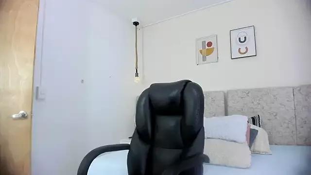Girls: Stay up-to-date with the latest immersive cam streams gallery and try the most sensual entertainers flaunt their aroused bushes and steaming hot physiques as they lay bare and cum.