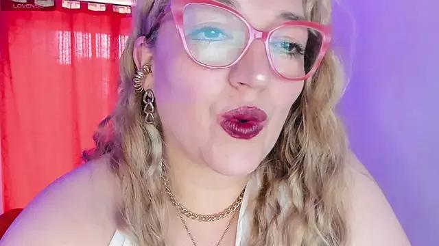 Girls: Stay up-to-date with the latest immersive cam streams gallery and try the most sensual entertainers flaunt their aroused bushes and steaming hot physiques as they lay bare and cum.