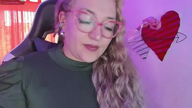 Girls: Stay up-to-date with the latest immersive cam streams gallery and try the most sensual entertainers flaunt their aroused bushes and steaming hot physiques as they lay bare and cum.