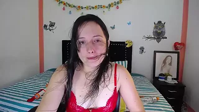 Girls: Stay up-to-date with the latest immersive cam streams gallery and try the most sensual entertainers flaunt their aroused bushes and steaming hot physiques as they lay bare and cum.