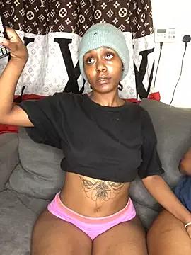 naughtybitches5 from StripChat is Freechat