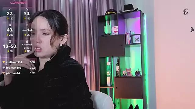 Girls: Stay up-to-date with the latest immersive cam streams gallery and try the most sensual entertainers flaunt their aroused bushes and steaming hot physiques as they lay bare and cum.