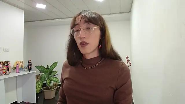 Girls: Stay up-to-date with the latest immersive cam streams gallery and try the most sensual entertainers flaunt their aroused bushes and steaming hot physiques as they lay bare and cum.