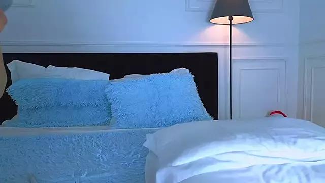 Girls: Stay up-to-date with the latest immersive cam streams gallery and try the most sensual entertainers flaunt their aroused bushes and steaming hot physiques as they lay bare and cum.