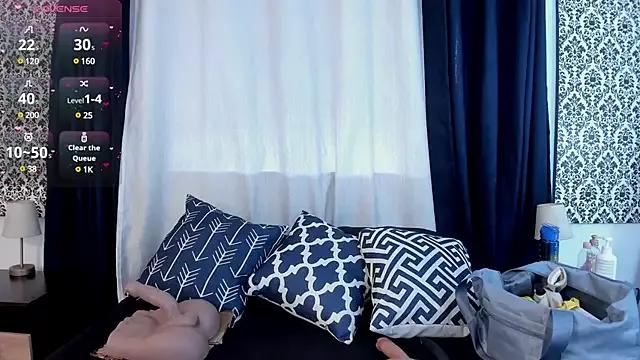 NicolettaLima from StripChat is Freechat