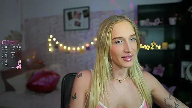 Girls: Stay up-to-date with the latest immersive cam streams gallery and try the most sensual entertainers flaunt their aroused bushes and steaming hot physiques as they lay bare and cum.