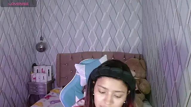 Girls: Stay up-to-date with the latest immersive cam streams gallery and try the most sensual entertainers flaunt their aroused bushes and steaming hot physiques as they lay bare and cum.