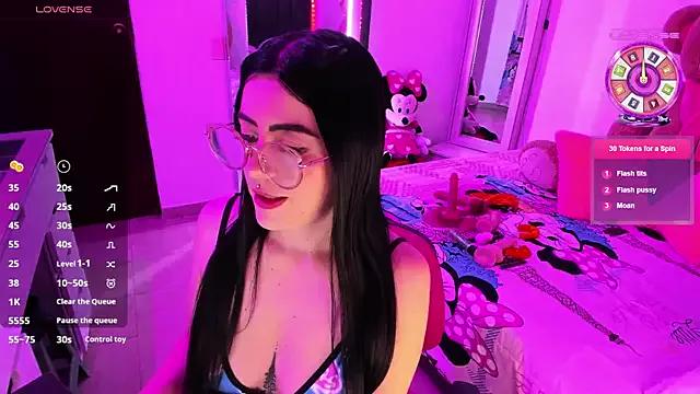 Girls: Stay up-to-date with the latest immersive cam streams gallery and try the most sensual entertainers flaunt their aroused bushes and steaming hot physiques as they lay bare and cum.