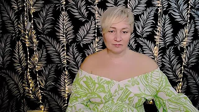Girls: Stay up-to-date with the latest immersive cam streams gallery and try the most sensual entertainers flaunt their aroused bushes and steaming hot physiques as they lay bare and cum.