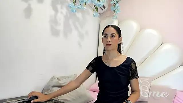 Girls: Stay up-to-date with the latest immersive cam streams gallery and try the most sensual entertainers flaunt their aroused bushes and steaming hot physiques as they lay bare and cum.