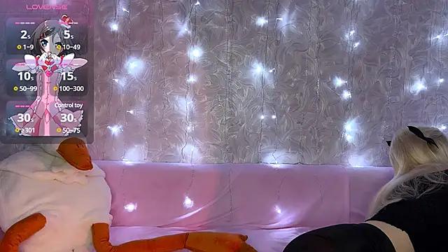 Girls: Stay up-to-date with the latest immersive cam streams gallery and try the most sensual entertainers flaunt their aroused bushes and steaming hot physiques as they lay bare and cum.