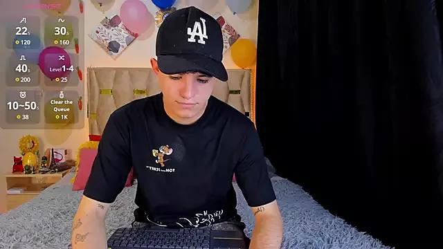 Girls: Stay up-to-date with the latest immersive cam streams gallery and try the most sensual entertainers flaunt their aroused bushes and steaming hot physiques as they lay bare and cum.