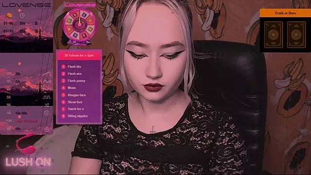 Girls: Stay up-to-date with the latest immersive cam streams gallery and try the most sensual entertainers flaunt their aroused bushes and steaming hot physiques as they lay bare and cum.