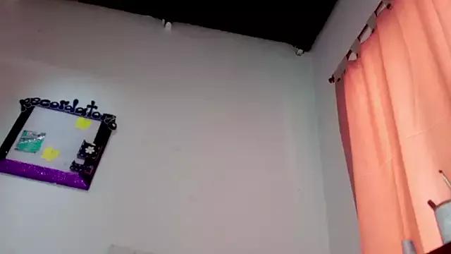 Girls: Stay up-to-date with the latest immersive cam streams gallery and try the most sensual entertainers flaunt their aroused bushes and steaming hot physiques as they lay bare and cum.