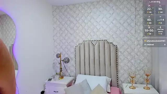 Pia_Johnson_ from StripChat is Freechat