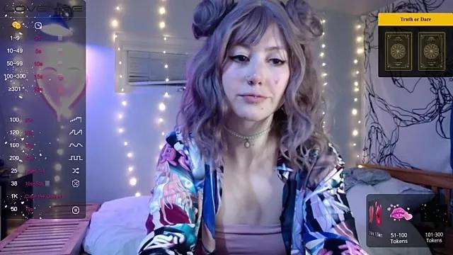 Girls: Stay up-to-date with the latest immersive cam streams gallery and try the most sensual entertainers flaunt their aroused bushes and steaming hot physiques as they lay bare and cum.