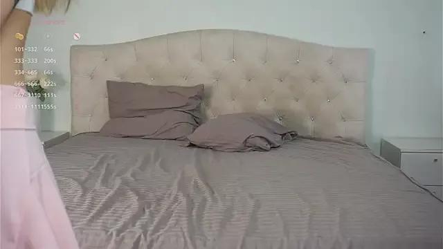 Girls: Stay up-to-date with the latest immersive cam streams gallery and try the most sensual entertainers flaunt their aroused bushes and steaming hot physiques as they lay bare and cum.