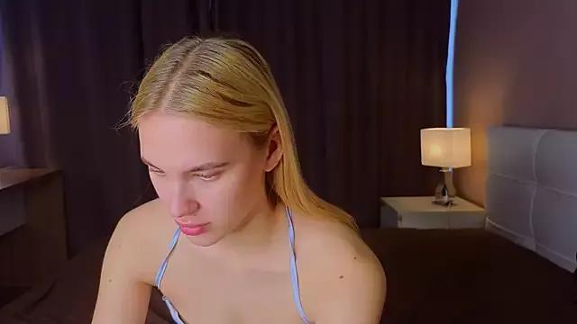 Princess_BarbieGirl from StripChat is Freechat